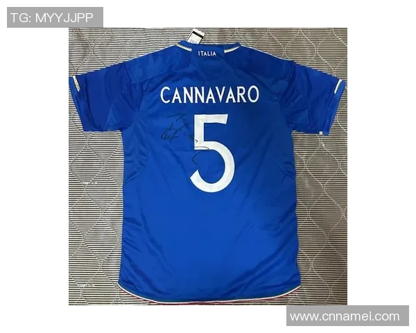 足球明星如何通过签名活动和比赛赠送获得球衣的秘诀揭秘 足球明星如何通过签名活动和比赛赠送获得球衣的秘诀揭秘